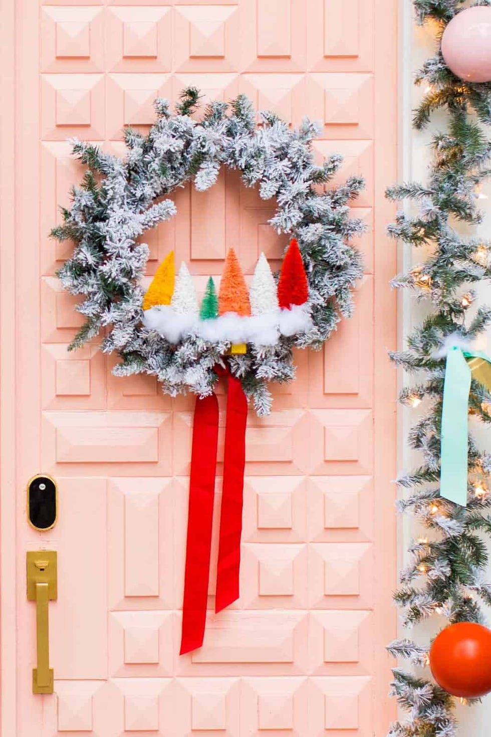 rainbow sisal trees, diy christmas wreath ideas