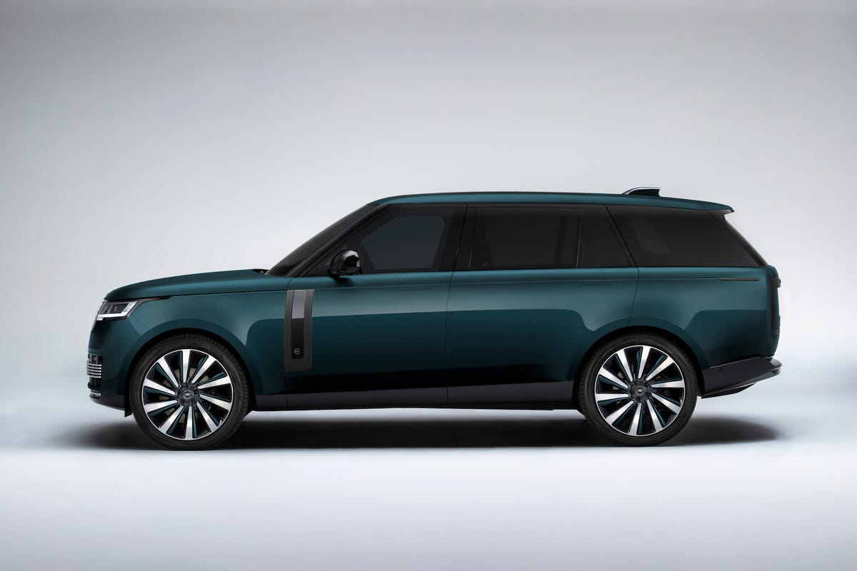 2024 Range Rover Adds 606HP SV Model among Other Improvements