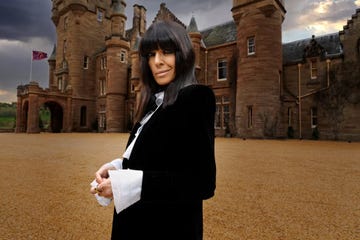 claudia winkleman traitors wardrobe