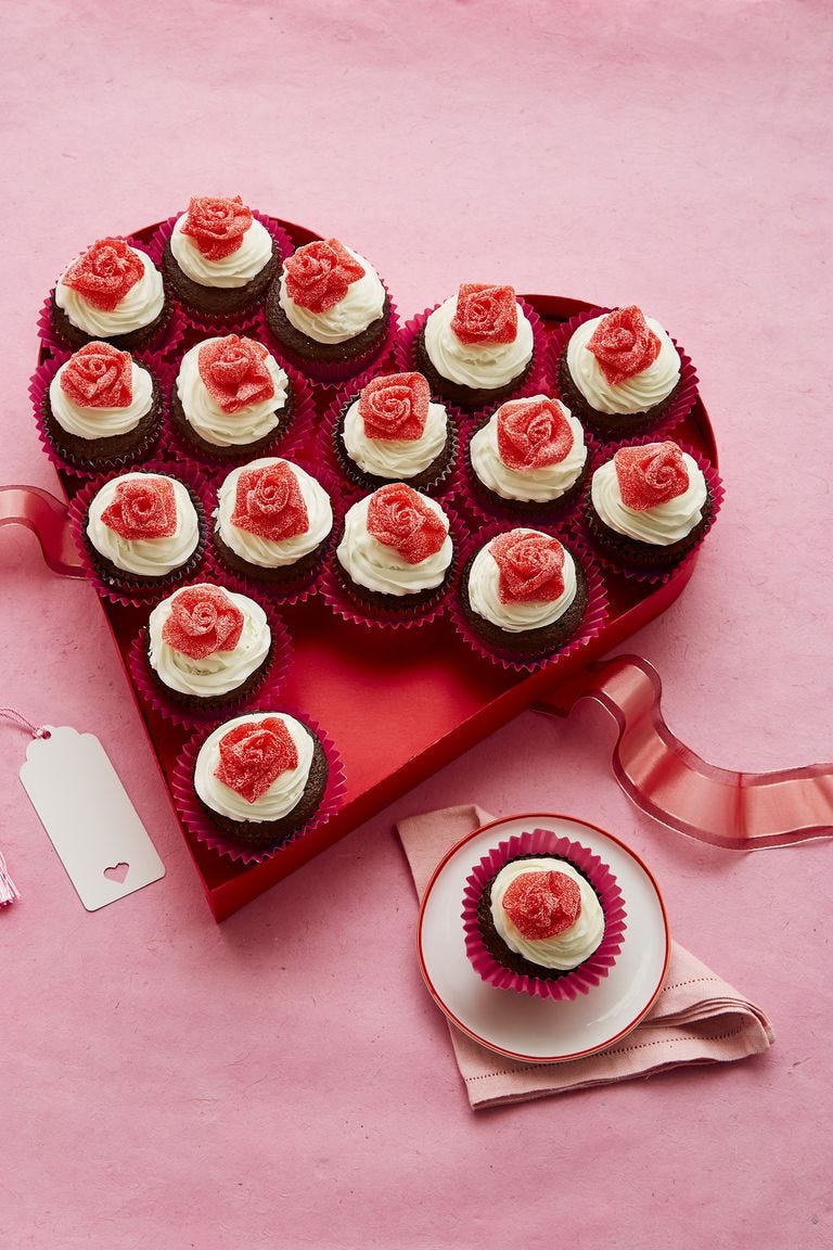 mini rosebud valentine's day cupcakes