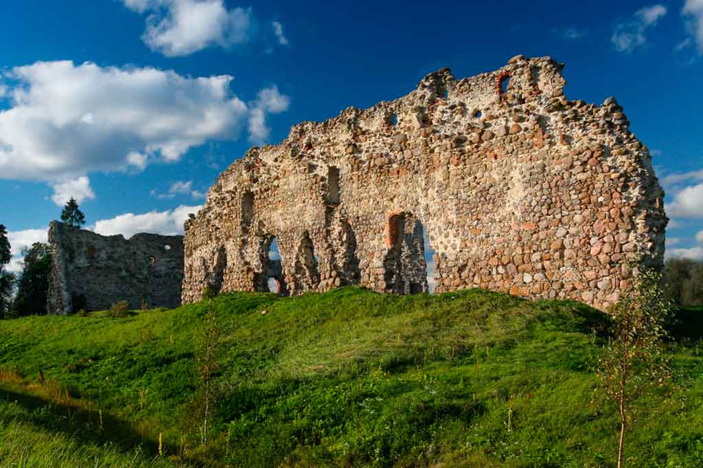 Famous Castles in Estonia-Laiuse-Castle