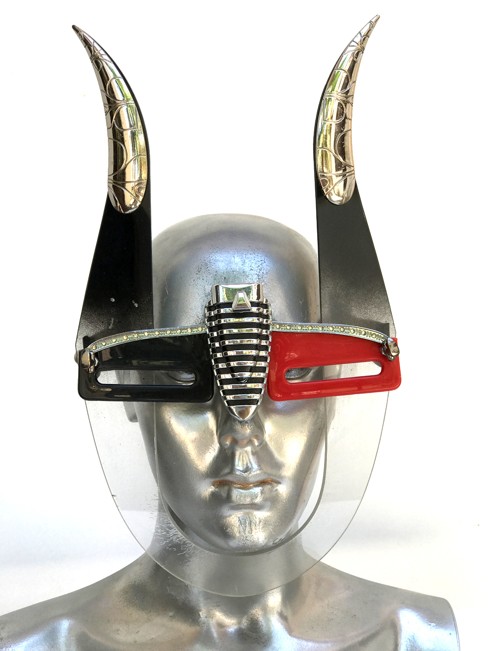 mask with horns