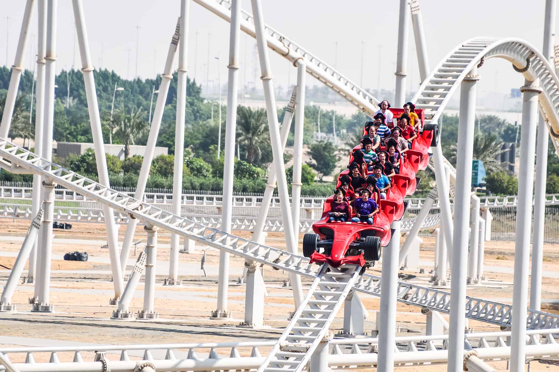 parque temático ferrari dubai