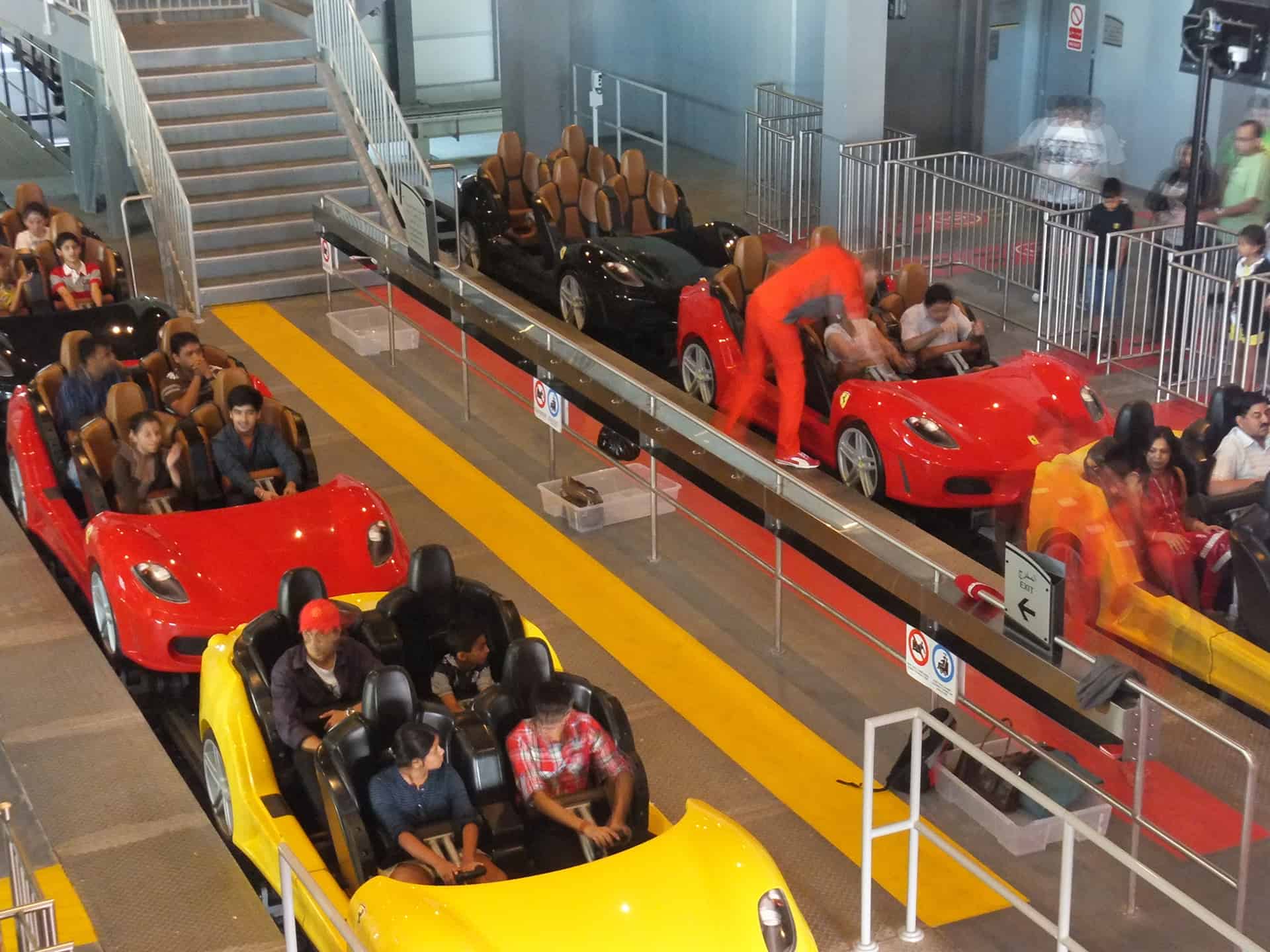 parque ferrari dubai