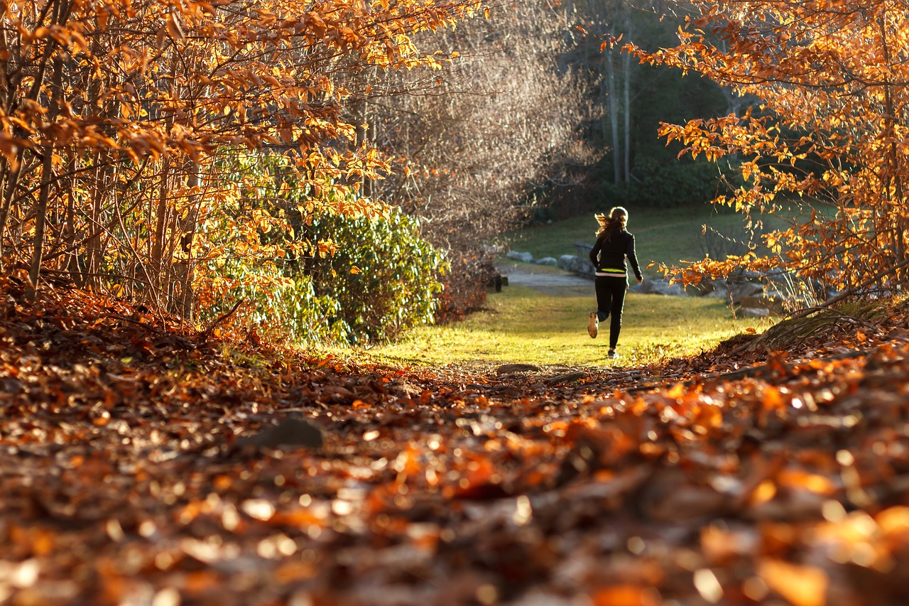 girl-running