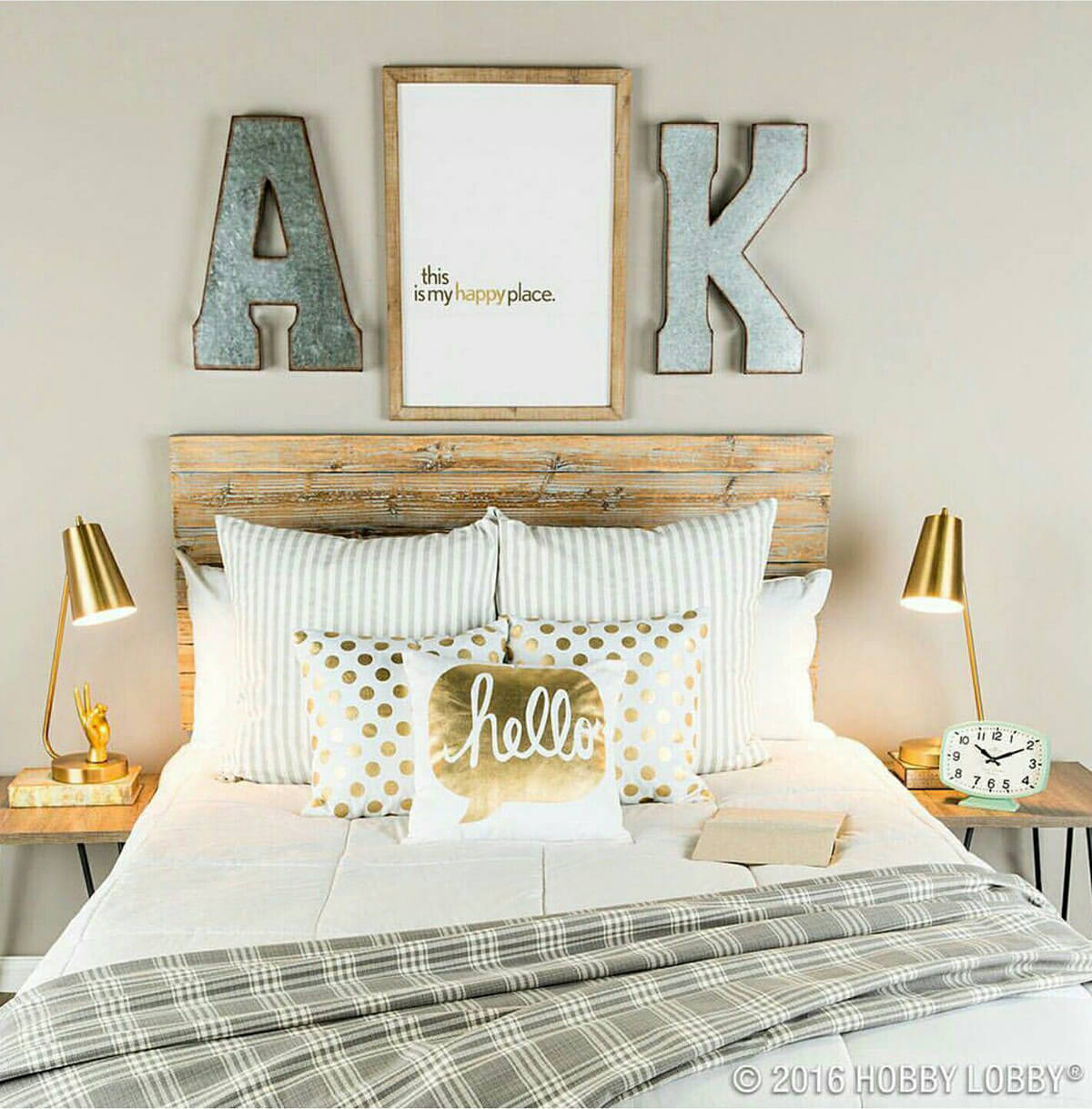 25+ Best Bedroom Wall Decor Ideas and Designs for 2024