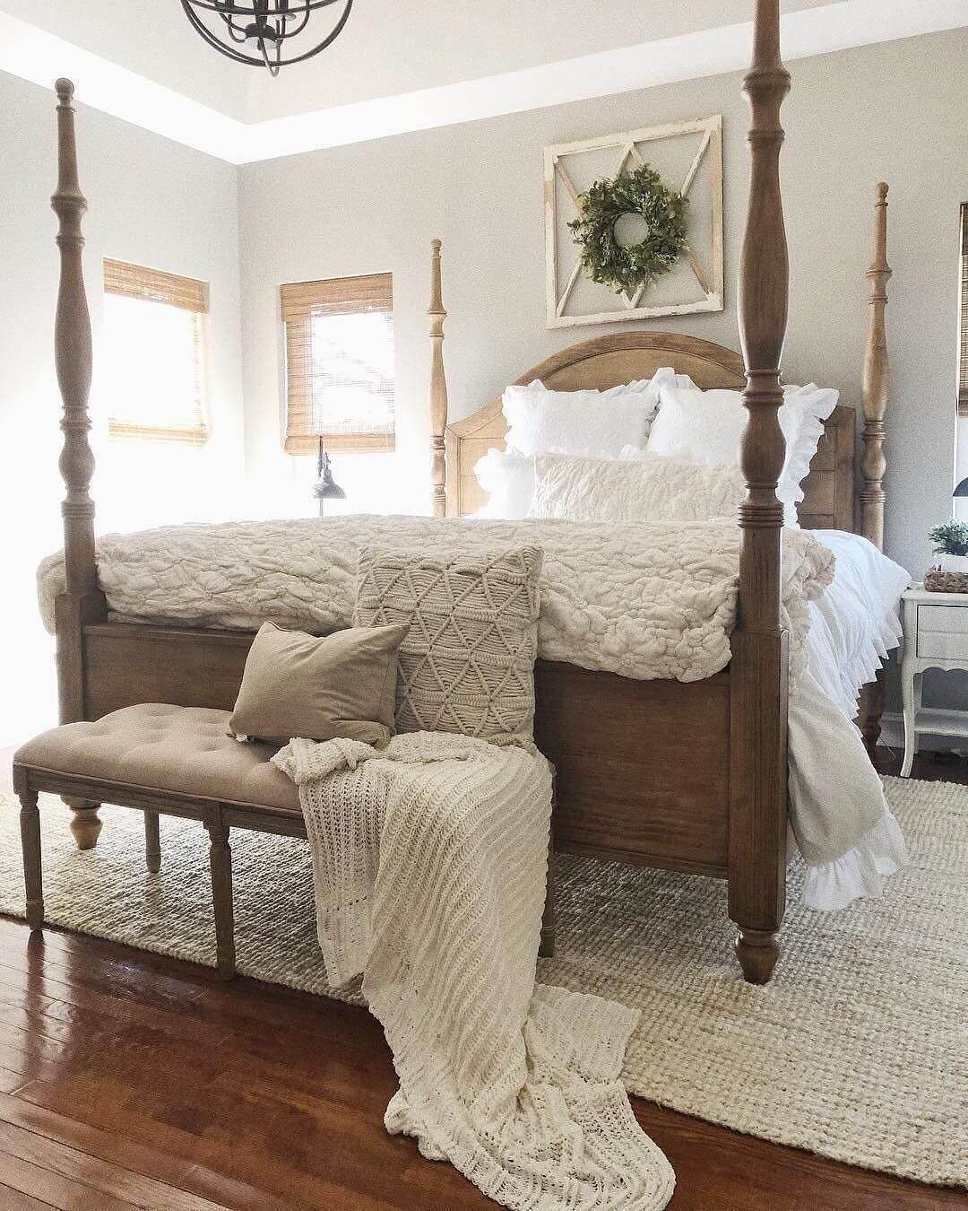 25 Inviting And Cozy Farmhouse Bedroom (The Visual Treats) - A3