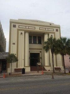 First National Bank of Leesburg as it looks today