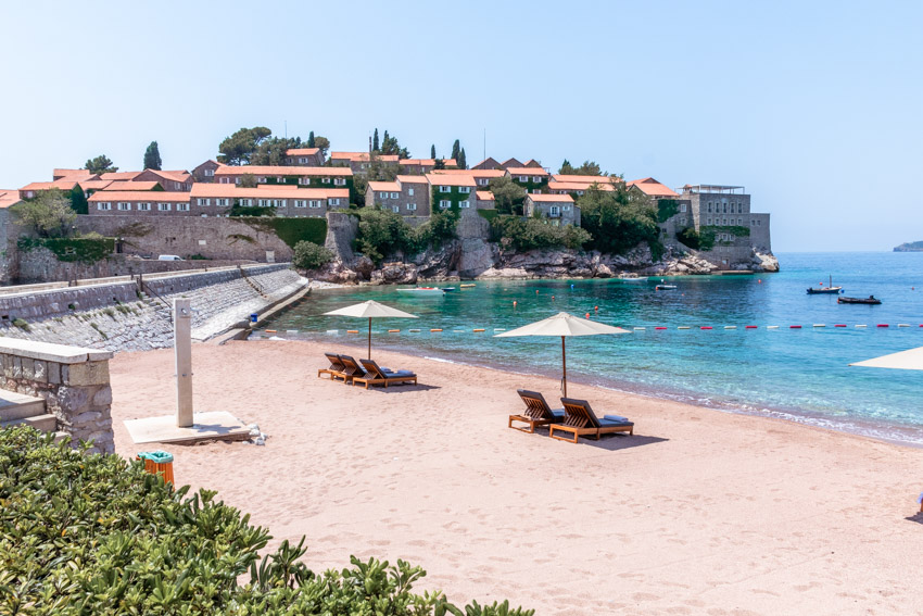 Sveti Stefan beach