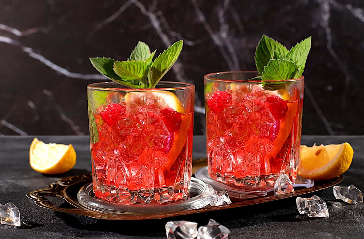 14 Best Raspberry Vodka Cocktails