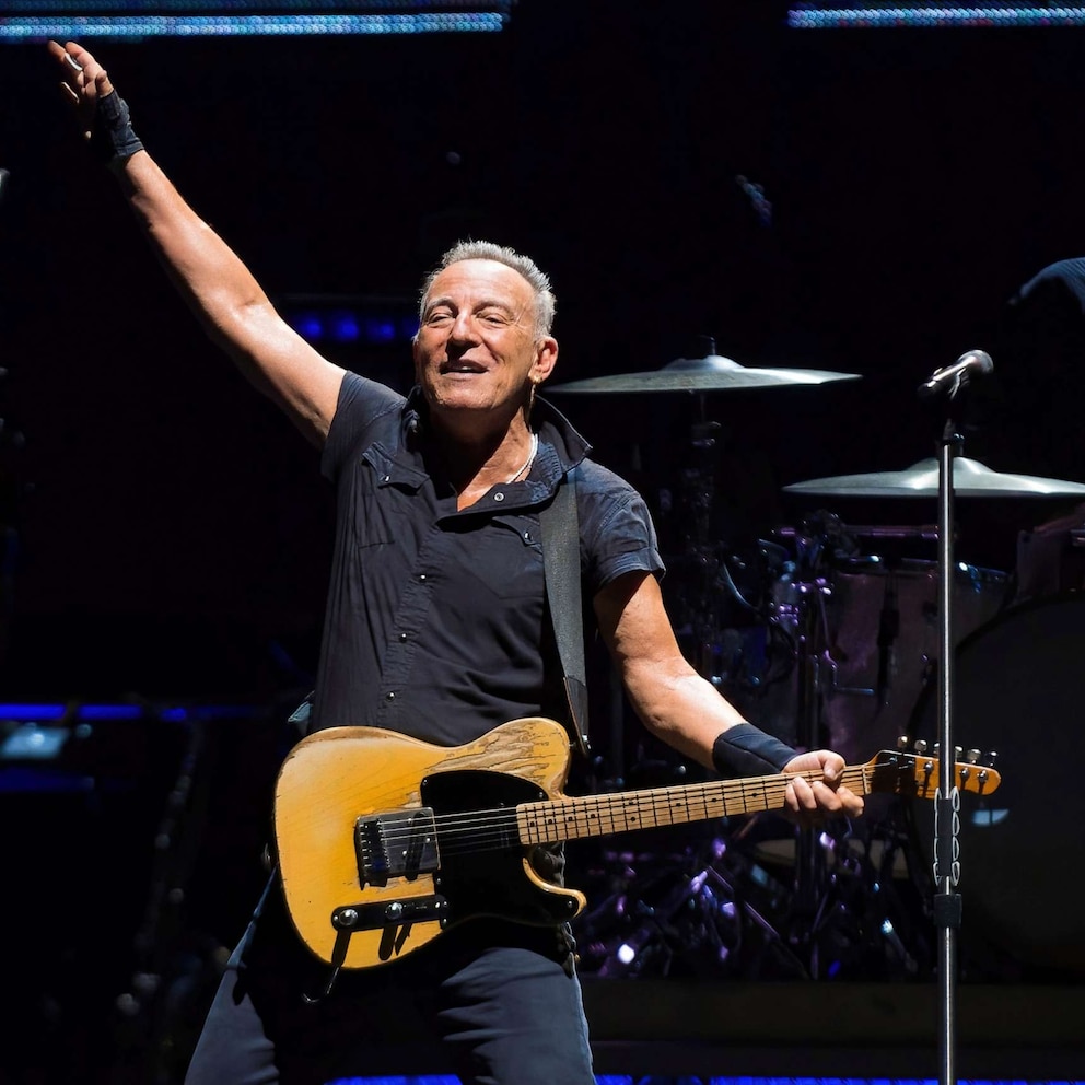 Bruce Springsteen and E Street Band to postpone September shows while ...