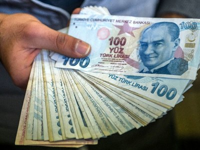 Turkish lira surges 6pc after finance minister, central bank chief depart