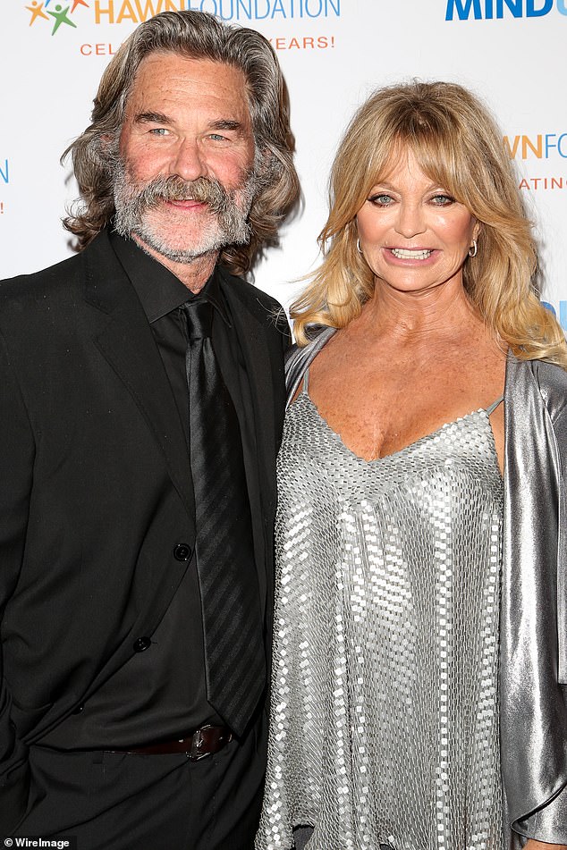 Kurt Russell and Goldie Hawn have been together for 35 years. ¿Everyone has their marker on what is really important and where you draw the line. For Goldie and me, that core value was this: the kids come first'