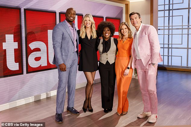 LOS ANGELES - MARCH 21: THE TALK celebrates THE YOUNG AND THE RESTLESS' 50th anniversary with cast members. Pictured: Akbar Gbajabiamila, Amanda Kloots, Sheryl Underwood, Natalie Morales and Jerry O'Connell. (Photo by Sonja Flemming/CBS via Getty Images)