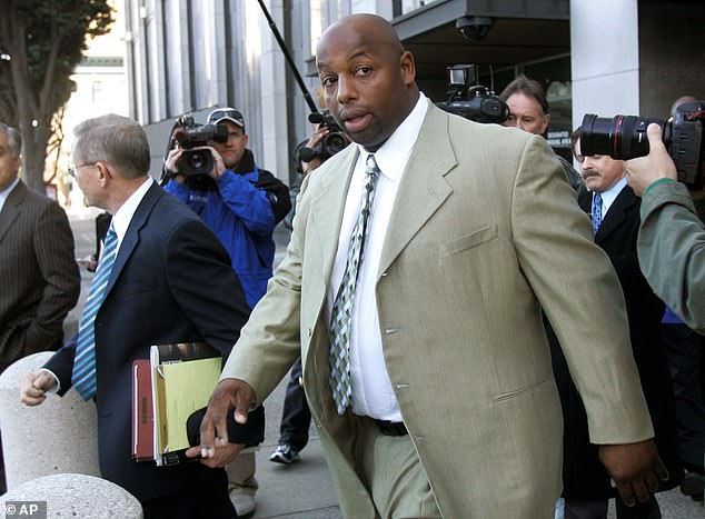 Ex-San Francisco 49ers player Dana Stubblefield has had his rape conviction overturned