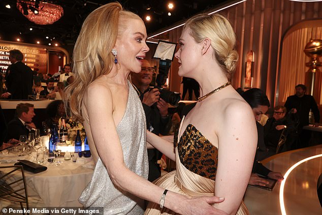 Nicole put a comforting hand on Elle as they shared a moment backstage