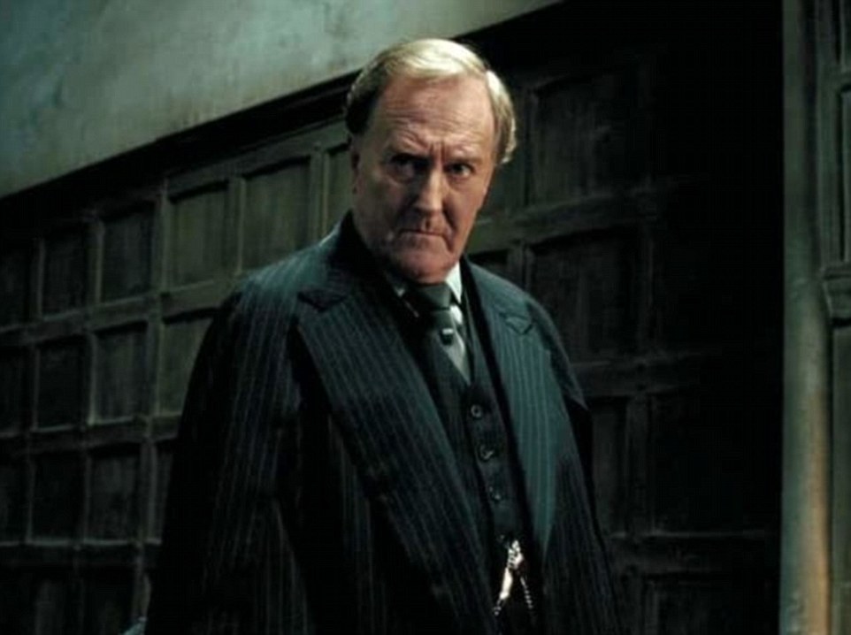 The contents of the estate of British acting royalty, the late Robert Hardy (pictured in Harry Potter as Cornelius Fudge), have gone up for sale