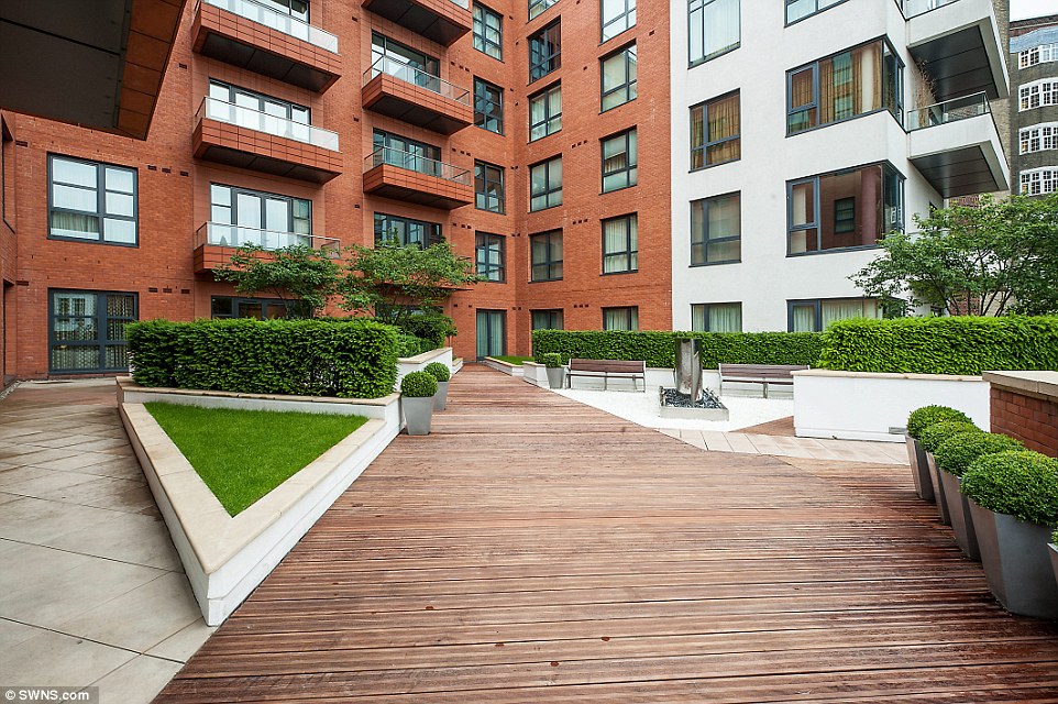 Located near Hyde Park and Sloane Street, the former Harrods depository also boasts a well-maintained communal area with benches and decking