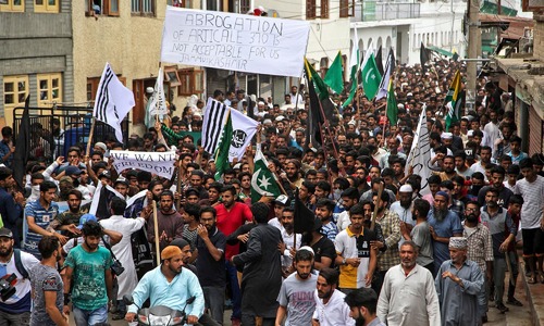 'Stand shoulder-to-shoulder with Kashmir': Govt, opposition leaders share Independence Day messages