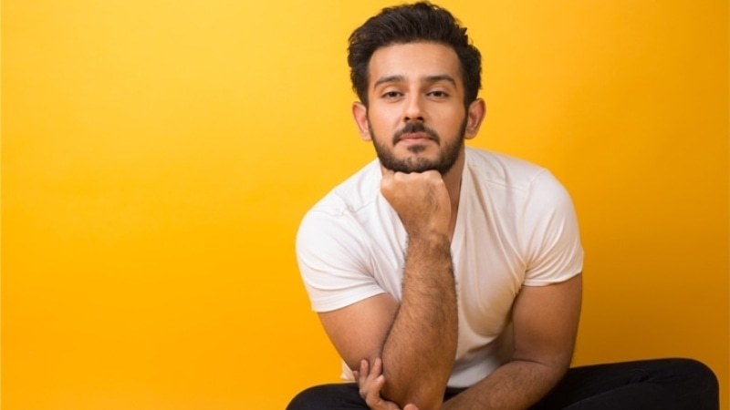 Get to know Azaan Sami Khan through his first album Main Tera