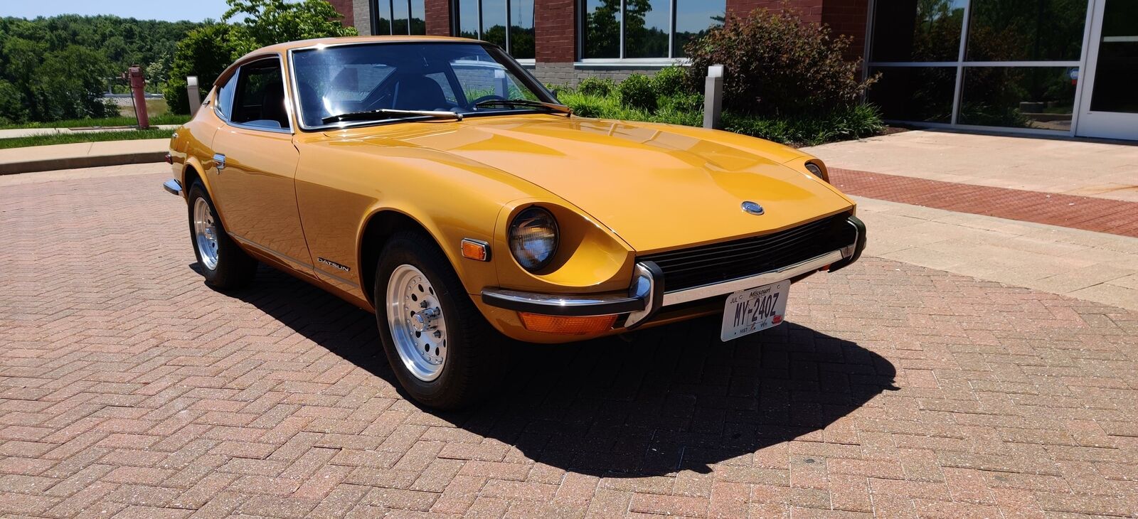 1970 Datsun 240z 4speed Rare Safari Gold Fully Restored, - New Datsun Z ...