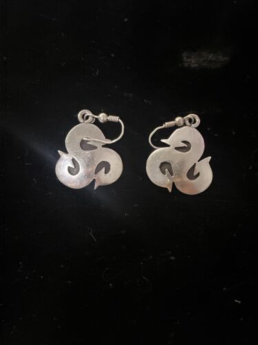 VINTAGE Mexico Taxco sterling silver earrings