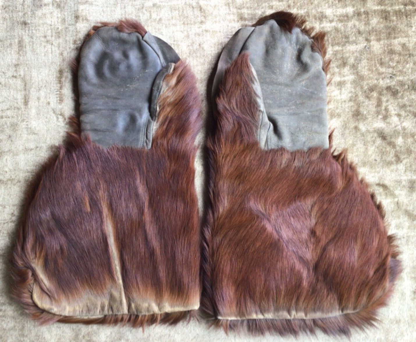 1920 Vintage Horsehair Hide Large Gauntlet Mitten… - image 3