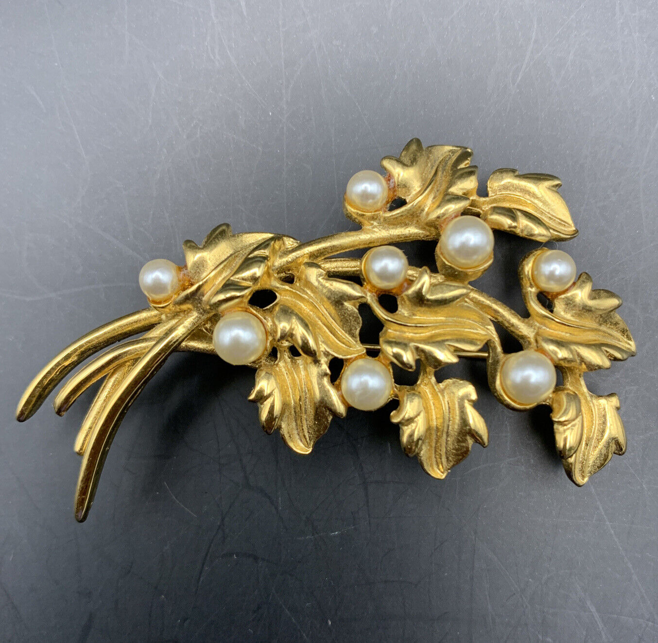 Napier Leaf Brooch Pin Leaves Gold Tone Faux Pear… - image 1