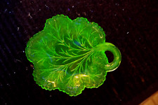 VTG Green Indiana Glass Uranium Twiggy Leaf Bowl Dish Nappy Grape Leaf 7 1/8