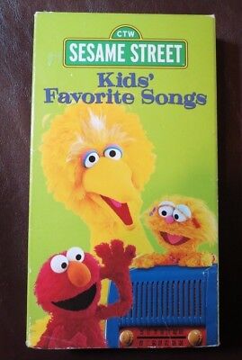 123 ~ SESAME STREET ~ KIDS' FAVORITE SONGS ~ VHS, 1999 ~ SLIPSLEEVE ~ 1 ...