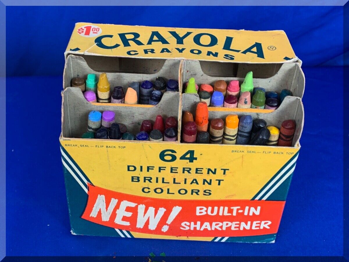 VINTAGE CRAYOLA CRAYONS 64 & 72 DIFFERENT BRILLIANT COLORS & SHARPENERS ...