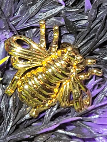 Joan Rivers Gold Tone Bumblebee Bee Brooch