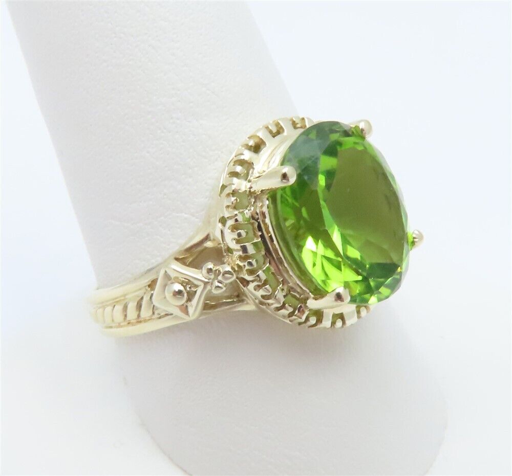 10K Yellow Gold ~12x10MM Oval Peridot 4-Prong Rin… - image 3