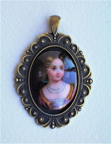 Antique Victorian Hand Painted Porcelain Cameo Pe… - image 1