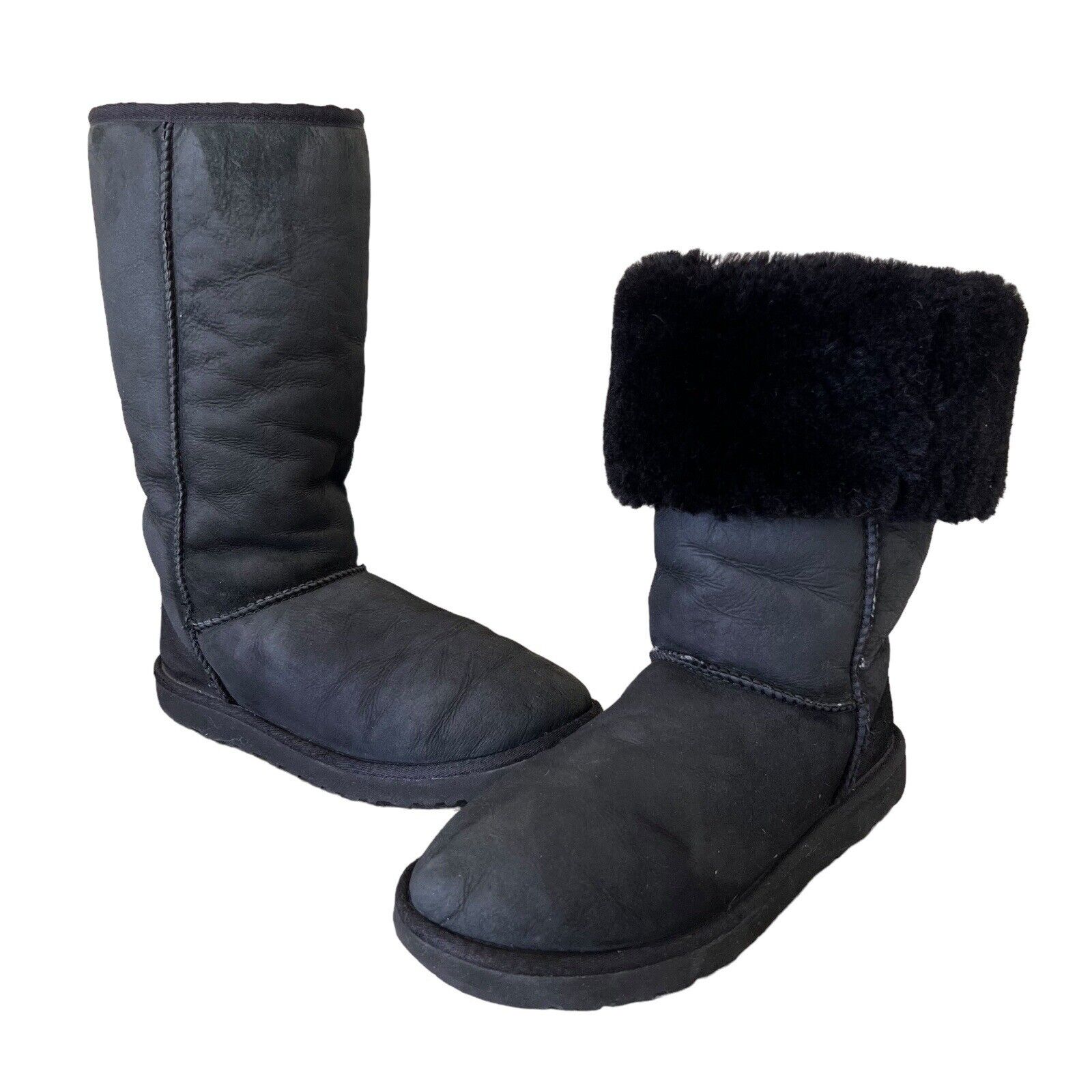 UGG Classic Australia Black Size 9 - image 1