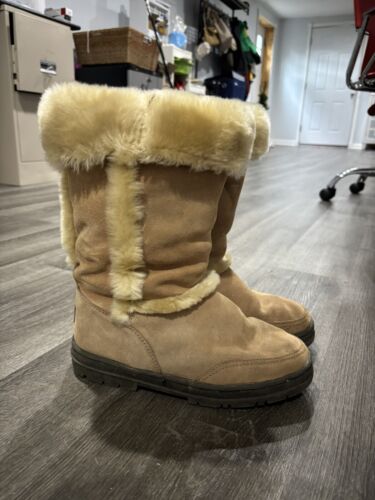 UGG AUSTRALIA CLASSIC TALL