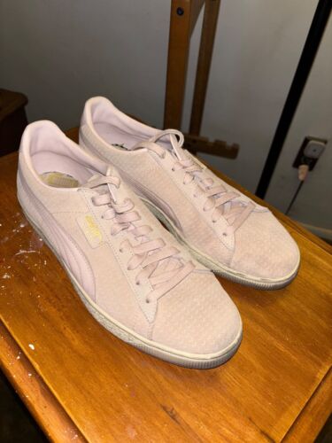 Size 11 - PUMA Suede Classic Pink