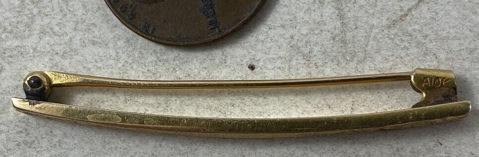 Antique 1900's Victorian 10K Gold Bar Pin - image 2