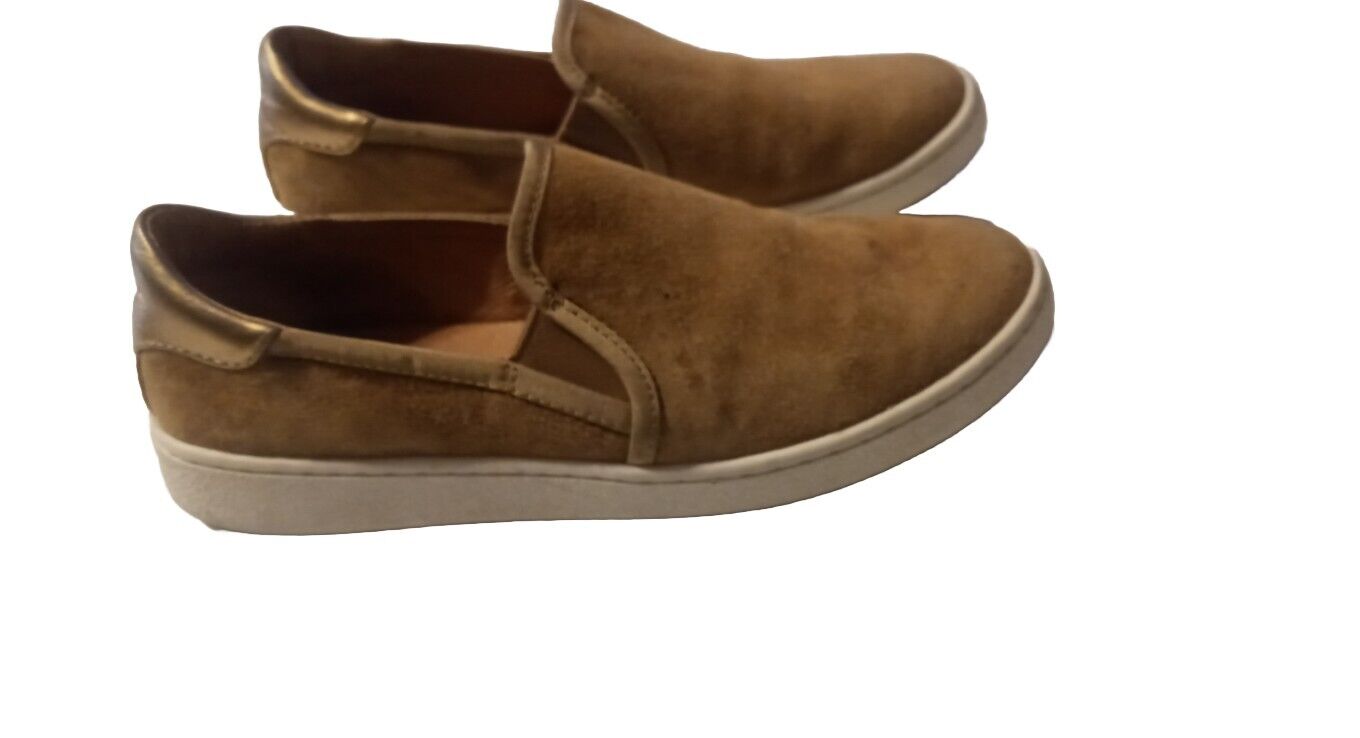 UGG Women's Cahlvan Chestnut Suede Flat Slip On S… - image 1