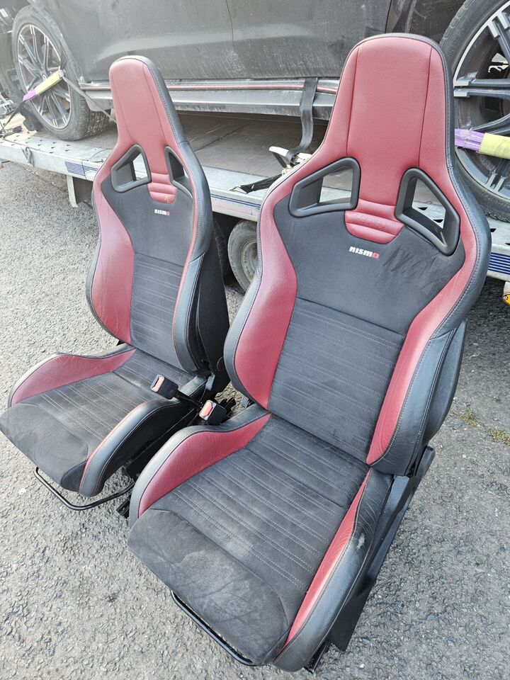 GENUINE Nismo Recaro Sportster CS Seats Nissan Juke Nismo 370z GTR GT-R ...