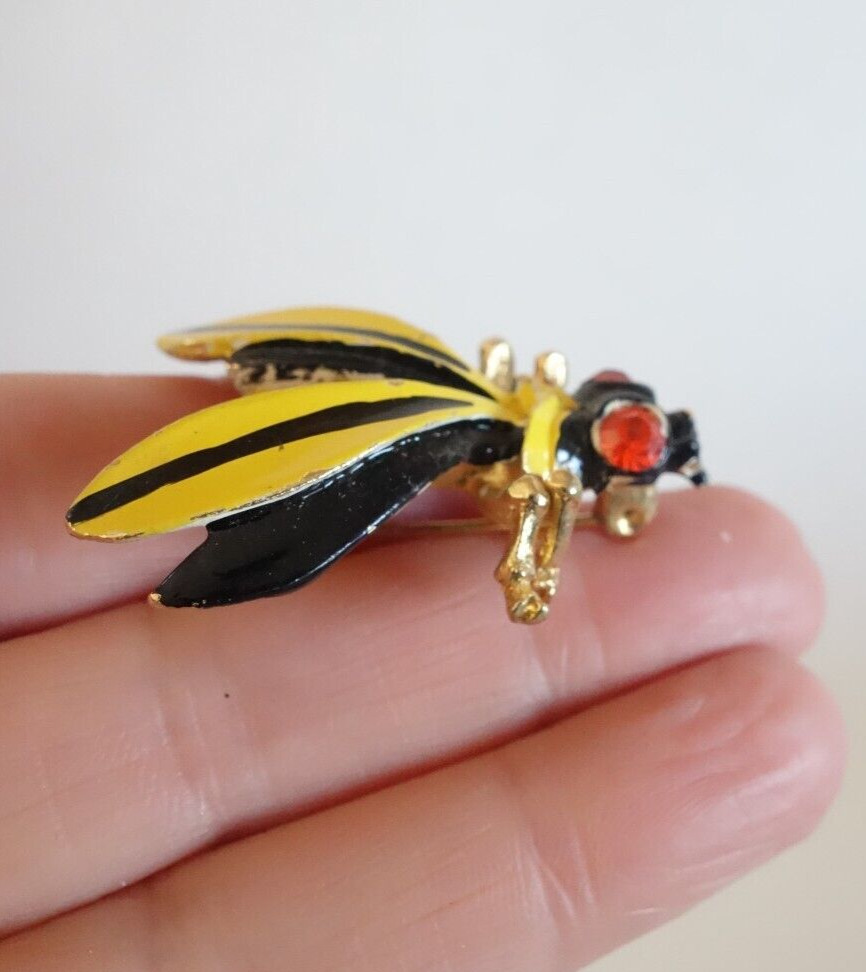 Weiss Signed Bee Brooch Vintage Insect Fly Pin Re… - image 11