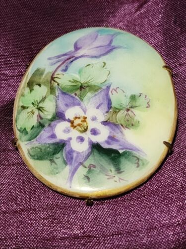 antique hand-painted porcelain brooch - image 1