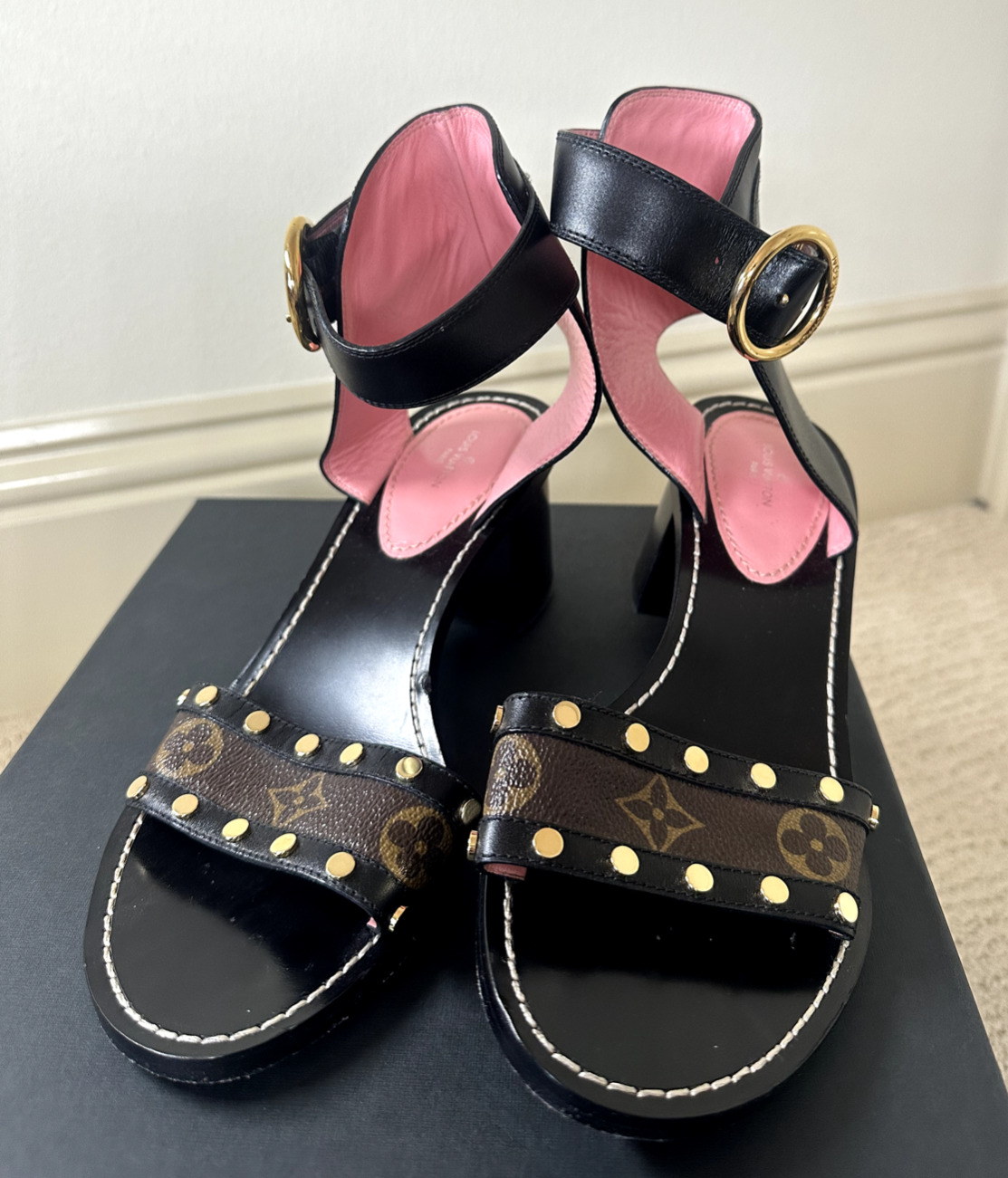 louis-vuitton sandals 39 AUTHENTIC Gently used - image 1