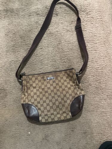 gucci canvas messenger bag