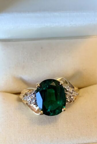 Oval Synthetic Emerald Major 10k Yellow Gold Ring