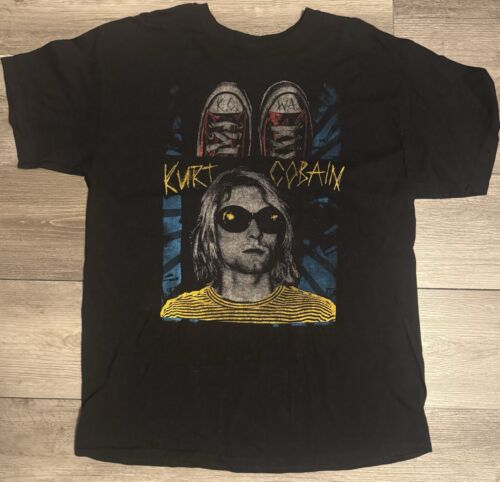 Kurt Cobain Men’s Large T-Shirt - image 1