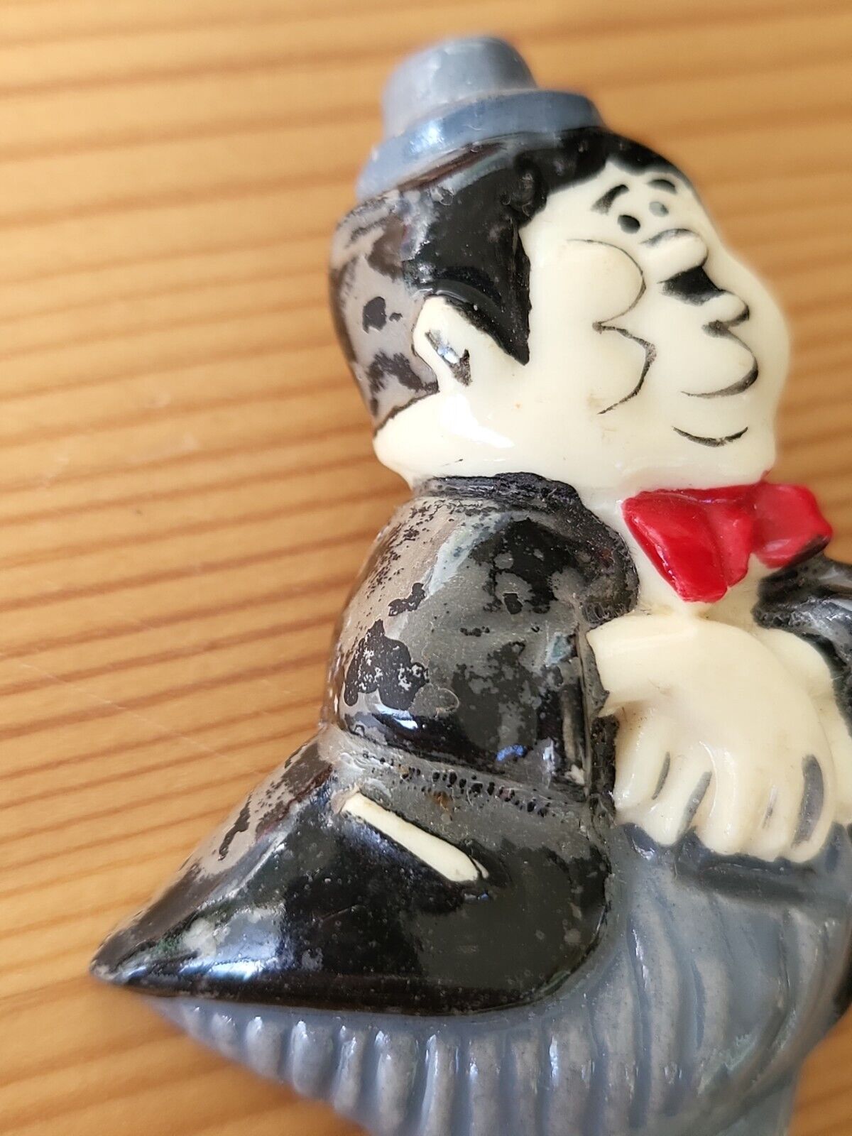 LAUREL AND HARDY Hand Painted 1940's Celluloid Ma… - image 2