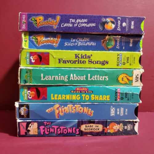 VHS Lot variety of 7 KIDS TAPES - Flintstones, Sesame Street - tested ...