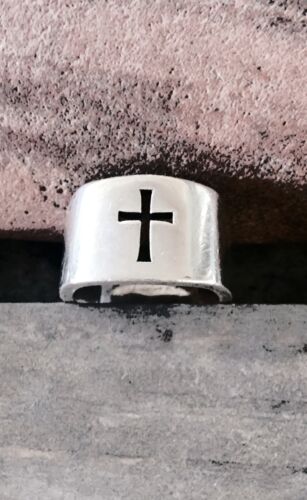 Retired James Avery HEAVY 15.5 Gram WIDE Cross Rin