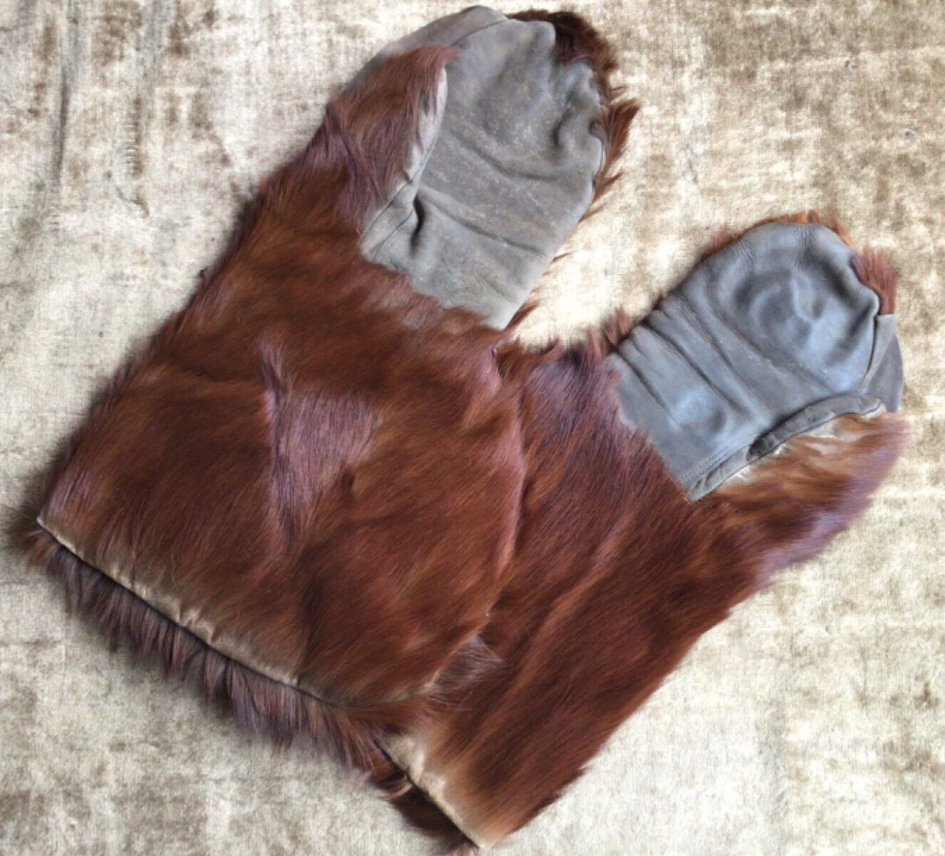 1920 Vintage Horsehair Hide Large Gauntlet Mitten… - image 1